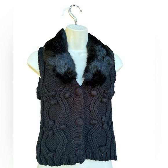Womens Black Cable Knit Sweater Vest With Real Rabbit Fur Removable Collar Small - Picture 2 of 7